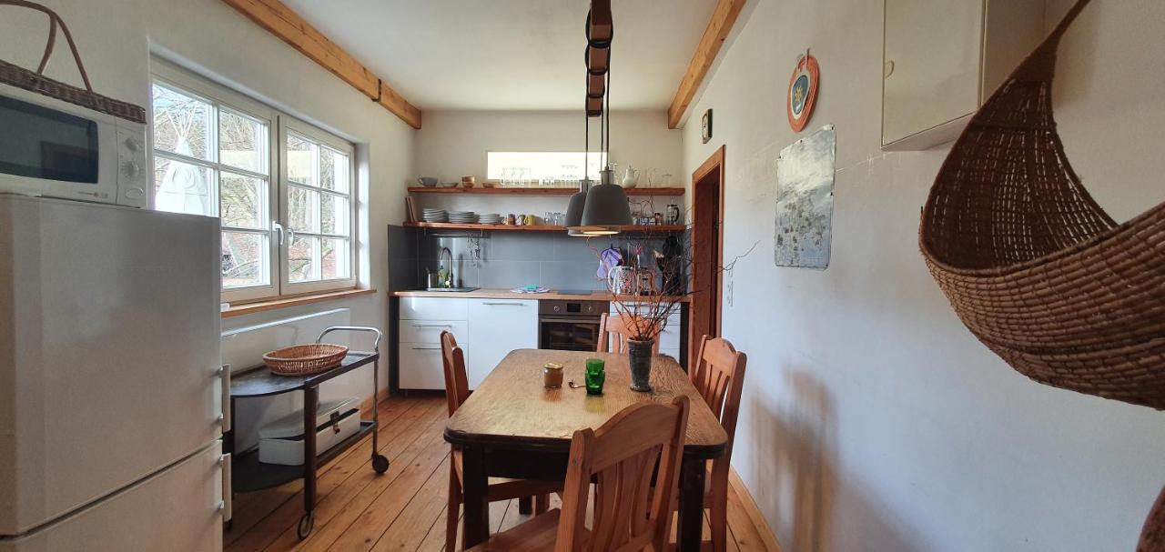 Apartment Vera, Naehe Binz In Traumhafter Alleinlage, 4-8 P. Zirkow Exteriör bild